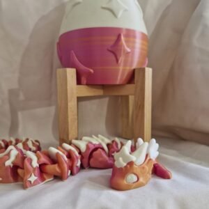 Grand dragon avec sont oeuf !